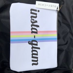 ๐CUTE ๐Ruby & Cash Cosmetics Bag